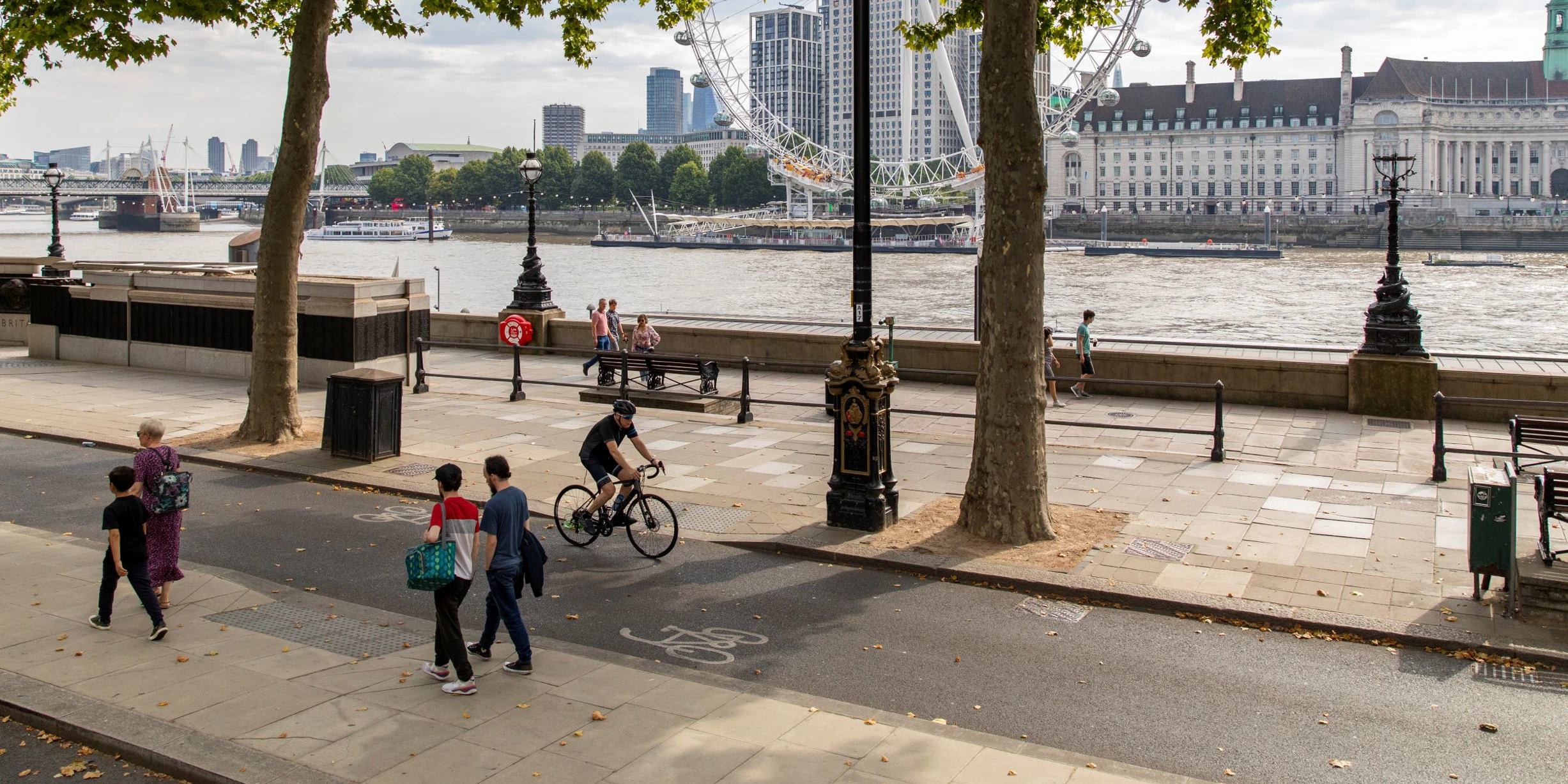 Clean London Keeping the River Thames clean in London